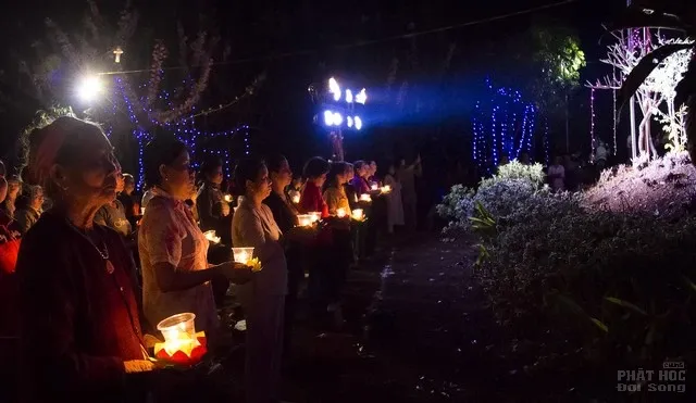 Đăk Nông: Lễ hội Quán Âm, buffet chay chùa Liên Hoa Đăk Nông: Lễ hội Quán Âm, buffet chay chùa Liên Hoa image-1731934780177
