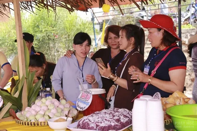 Đăk Nông: Lễ hội Quán Âm, buffet chay chùa Liên Hoa Đăk Nông: Lễ hội Quán Âm, buffet chay chùa Liên Hoa image-1731934781410