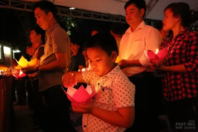 Đắk Nông: Lễ tưởng niệm cầu siêu nhân ngày an toàn giao thông năm 2017 11 Đắk Nông: Lễ tưởng niệm cầu siêu nhân ngày an toàn giao thông năm 2017 image-1732287793349