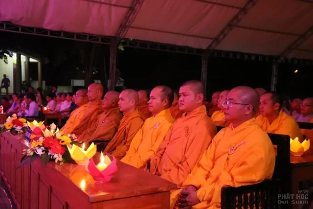 Đắk Nông: Lễ tưởng niệm cầu siêu nhân ngày an toàn giao thông năm 2017 22 Đắk Nông: Lễ tưởng niệm cầu siêu nhân ngày an toàn giao thông năm 2017 image-1732287801134