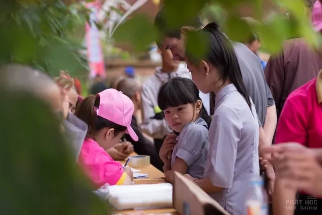 Đăk Nông: Ngày đầu khóa tu mùa hè 2016 chùa Hoa Khai 17 Đăk Nông: Ngày đầu khóa tu mùa hè 2016 chùa Hoa Khai image-1731748515381