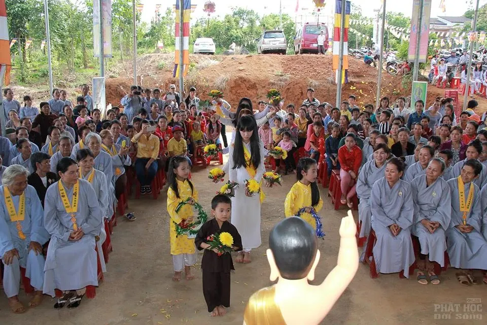 Đăk Rlấp: Chùa Trúc Lâm mùa Phật đản 8 Đăk Rlấp: Chùa Trúc Lâm mùa Phật đản image-1731747202193