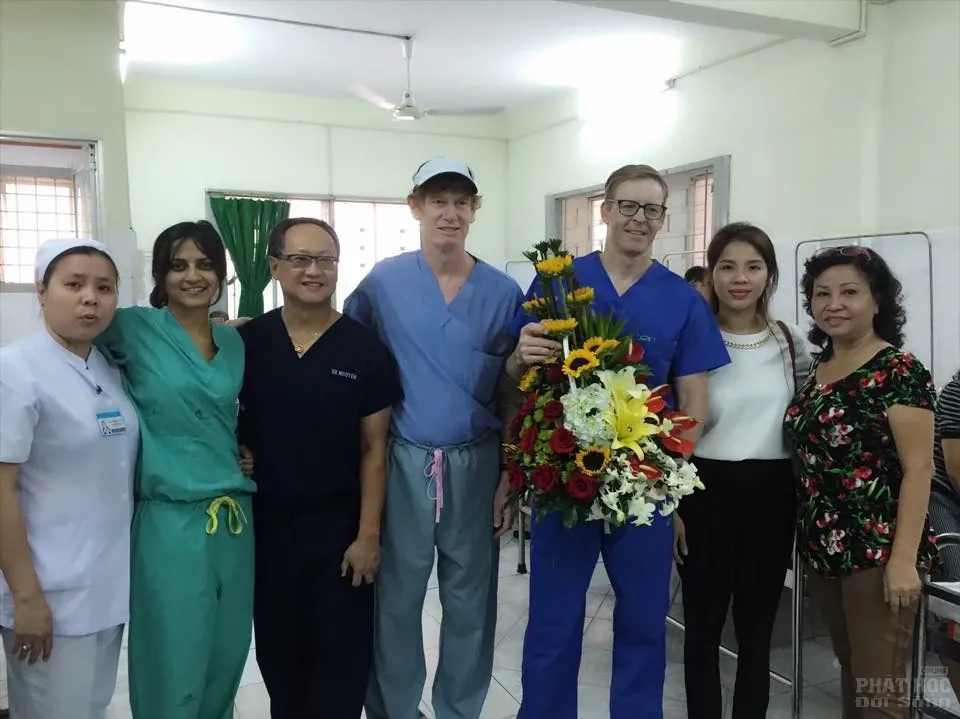 Đăng ký ngay mổ sứt môi hở hàm ếch hoàn toàn miễn phí image-1732293013243