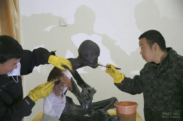 Dát vàng thi hài vị cao tăng được phong “Phật sống” image-1732290919130