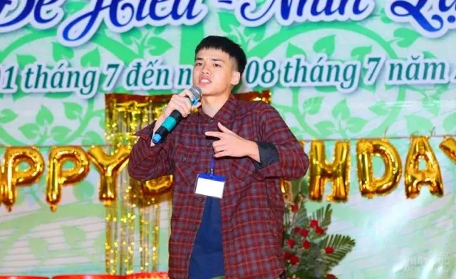 Đêm văn nghệ, sinh nhật cho các bạn trẻ tại khóa tu mùa hè chùa Pháp Hoa image-1732292933752