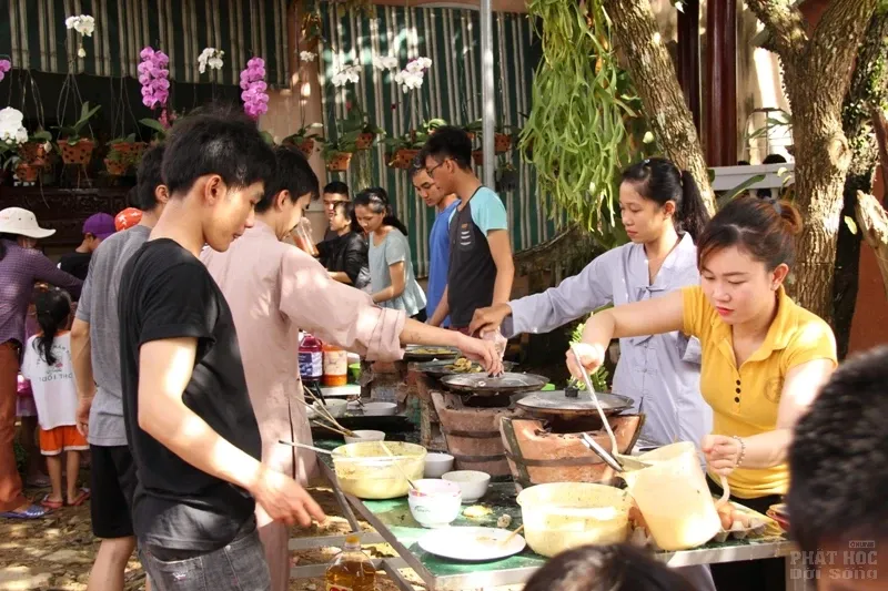 Định Quán: Ngày hội 'Vầng trăng tuổi thơ' tại Chùa Kiên Sơn 2 Định Quán: Ngày hội 'Vầng trăng tuổi thơ' tại Chùa Kiên Sơn image-1731940971957