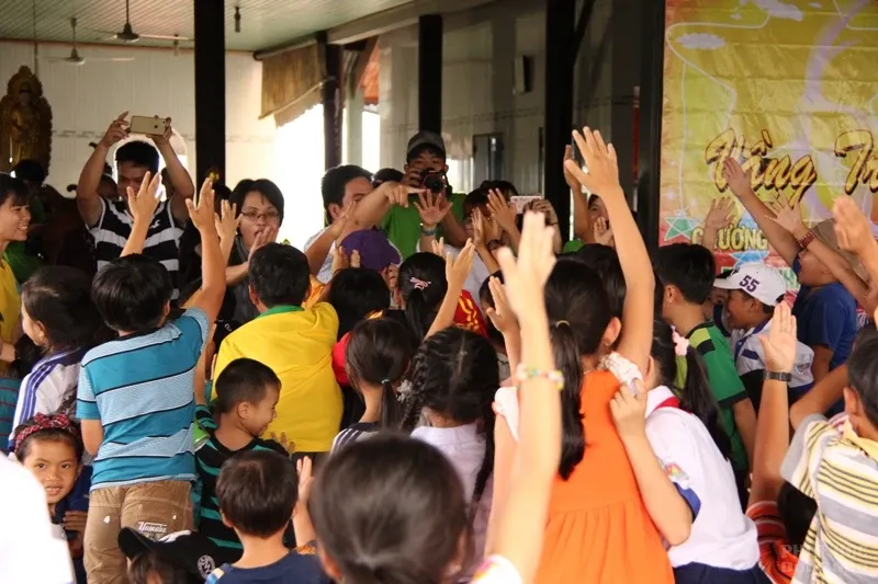 Định Quán: Ngày hội 'Vầng trăng tuổi thơ' tại Chùa Kiên Sơn 11 Định Quán: Ngày hội 'Vầng trăng tuổi thơ' tại Chùa Kiên Sơn image-1731940980756