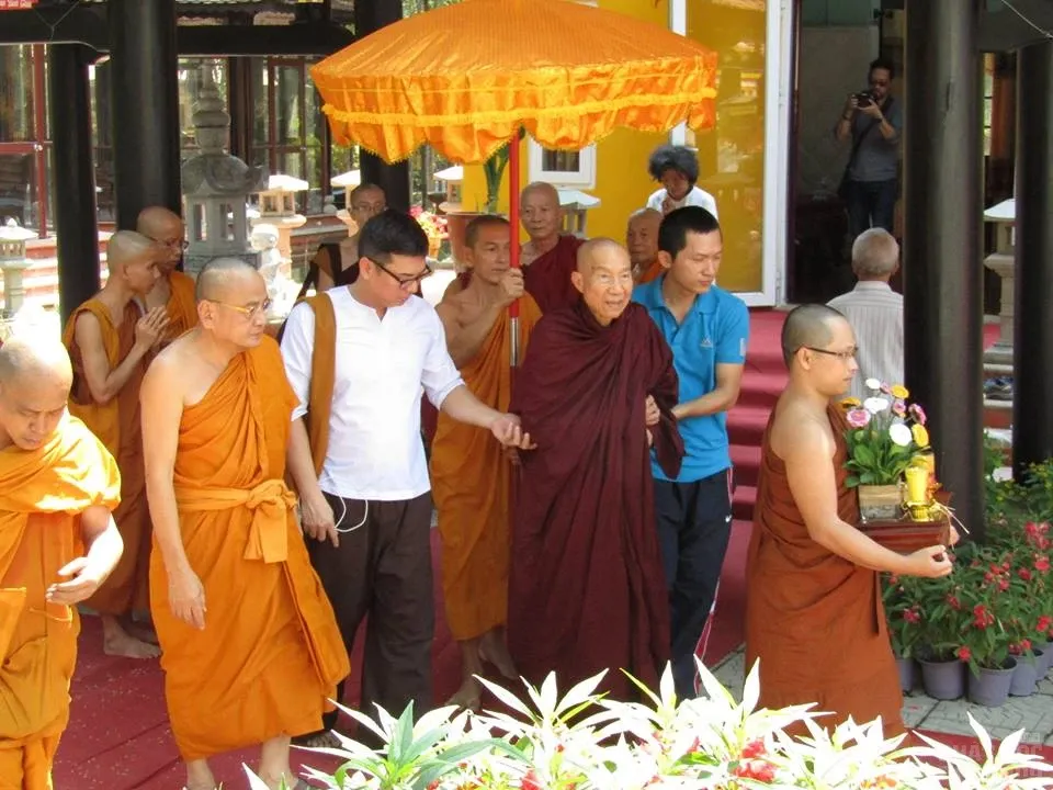 Đón thiền sư Kim Triệu bậc tinh thông pháp học & pháp hành 2 Đón thiền sư Kim Triệu bậc tinh thông pháp học & pháp hành image-1731726986678
