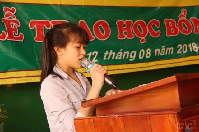 Đồng Nai: Chùa Linh Quang trao 150 suất học bỗng cho học sinh hiếu học image-1732288271548