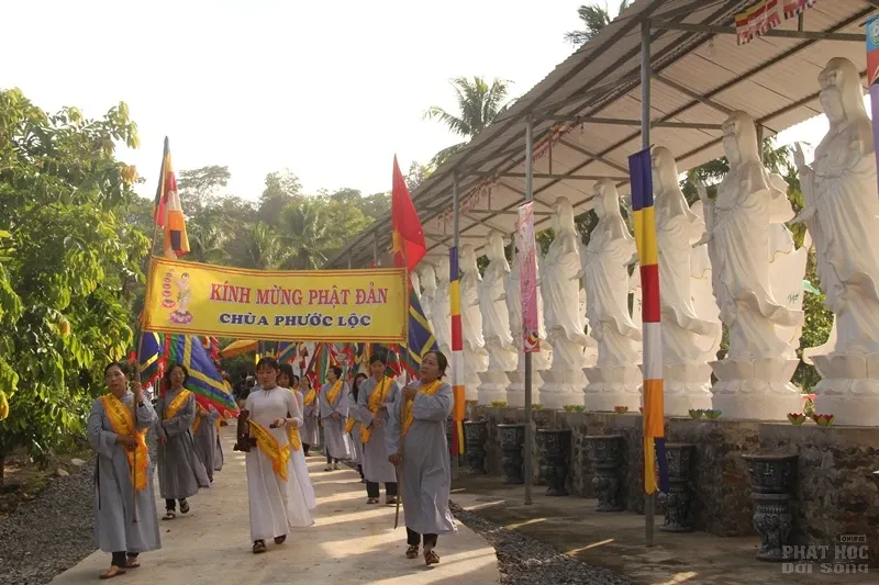 Đồng Nai: Chùa Phước Lộc rước Lễ Phật đản image-1731943567558