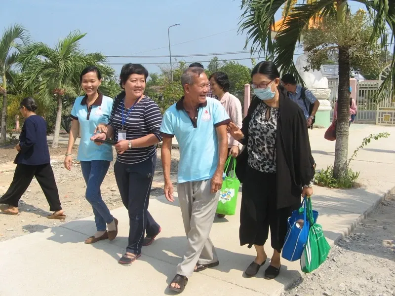 Đồng Nai: Chùa Thiền Tịnh Khám bệnh miễn phí, phát quà từ thiện 4 Đồng Nai: Chùa Thiền Tịnh Khám bệnh miễn phí, phát quà từ thiện image-1731726826195