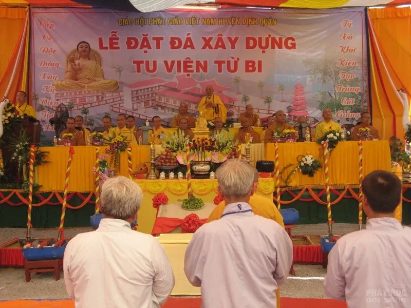 Đồng Nai: Lễ đặt đá xây dựng Tu viện Từ Bi 4 Đồng Nai: Lễ đặt đá xây dựng Tu viện Từ Bi image-1732290391475