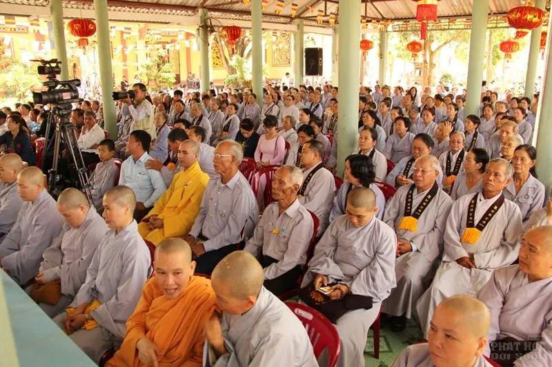 Đồng Nai: Lễ đón nhận giáo chỉ Thượng tọa cho Đại đức Thích Đồng Ngạn image-1731946100561