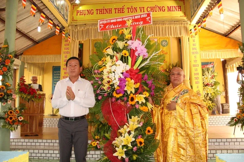 Đồng Nai: Lễ đón nhận giáo chỉ Thượng tọa cho Đại đức Thích Đồng Ngạn image-1731946106335