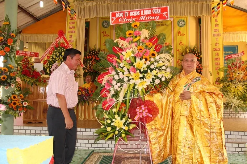 Đồng Nai: Lễ đón nhận giáo chỉ Thượng tọa cho Đại đức Thích Đồng Ngạn image-1731946107294