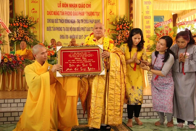 Đồng Nai: Lễ đón nhận giáo chỉ Thượng tọa cho Đại đức Thích Đồng Ngạn image-1731946117510