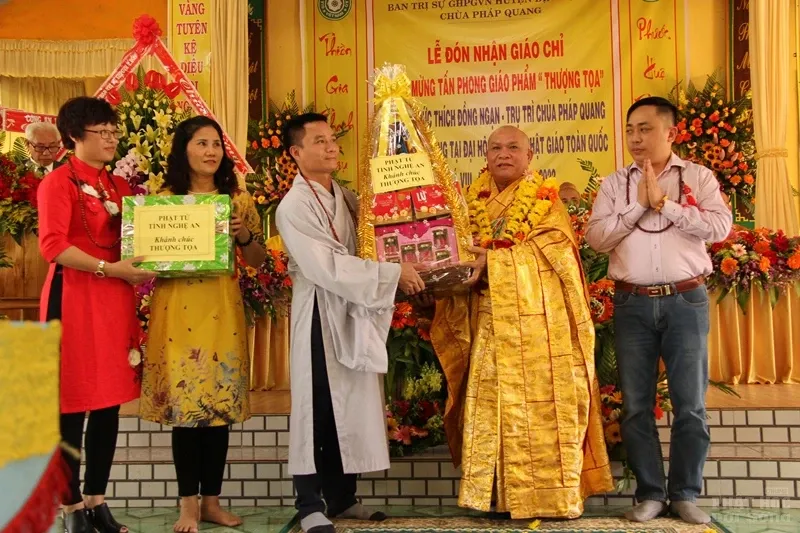 Đồng Nai: Lễ đón nhận giáo chỉ Thượng tọa cho Đại đức Thích Đồng Ngạn image-1731946119813