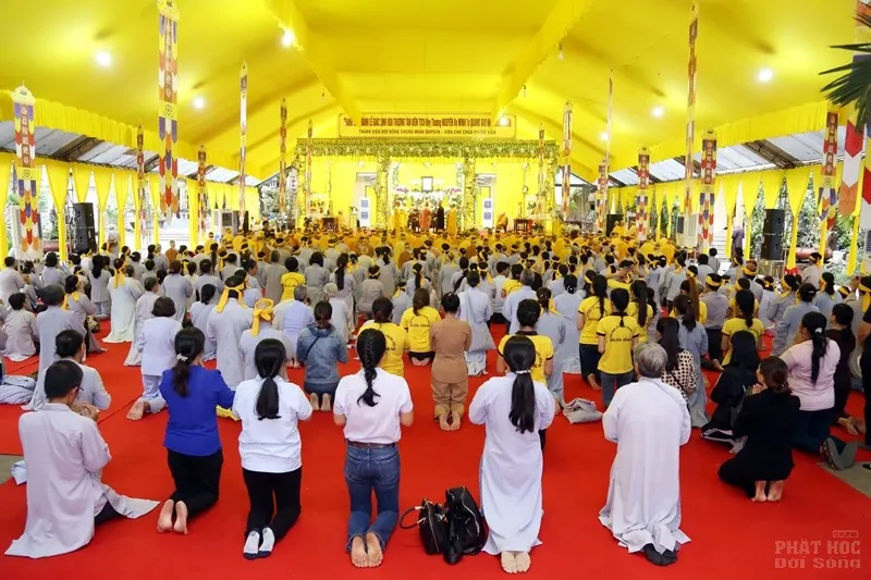 Đồng Nai: Lễ nhập kim quan cố HT.Thích Quang Đạo 34 Đồng Nai: Lễ nhập kim quan cố HT.Thích Quang Đạo image-1731941142745