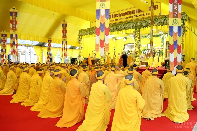 Đồng Nai: Lễ nhập kim quan cố HT.Thích Quang Đạo 35 Đồng Nai: Lễ nhập kim quan cố HT.Thích Quang Đạo image-1731941143680