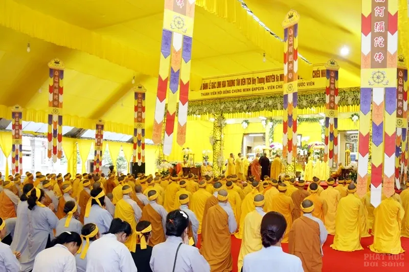 Đồng Nai: Lễ nhập kim quan cố HT.Thích Quang Đạo 36 Đồng Nai: Lễ nhập kim quan cố HT.Thích Quang Đạo image-1731941144594