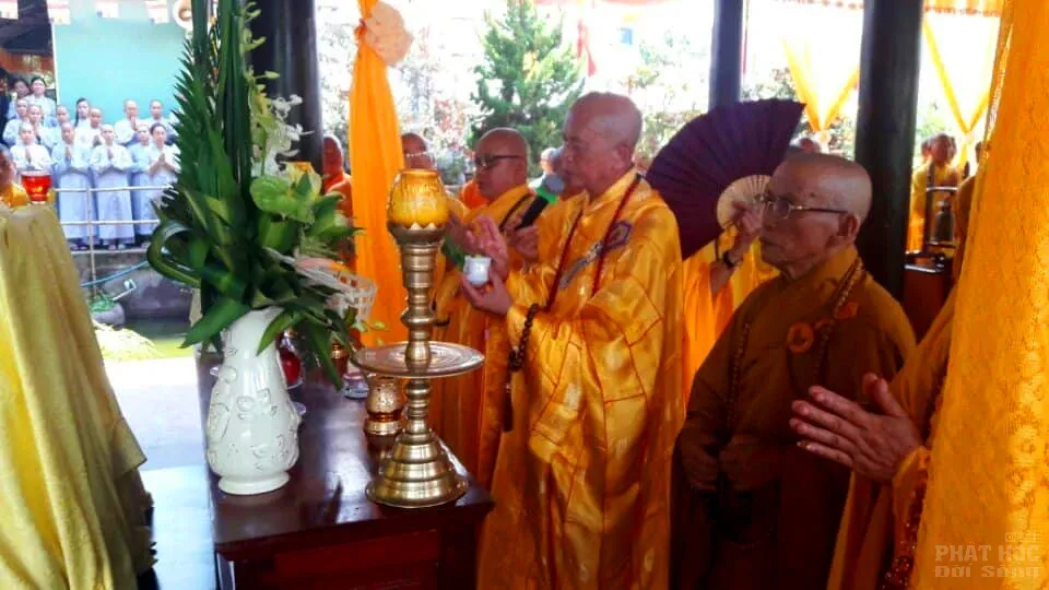 Đồng Nai: Lễ nhập kim quan cố HT.Thích Thiện Cảnh image-1732291227374