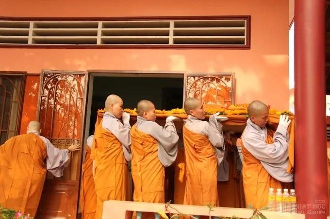 Đồng Nai: Ni trưởng Thích Nữ Như Niệm viên tịch thọ 71 tuổi 9 Đồng Nai: Ni trưởng Thích Nữ Như Niệm viên tịch thọ 71 tuổi image-1732289870071