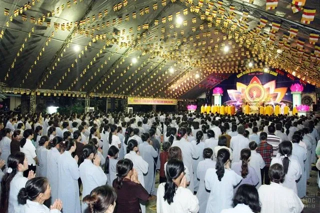 Đồng Nai: Tổ đình Phước Viên tuần lễ Phật đản image-1731935066251