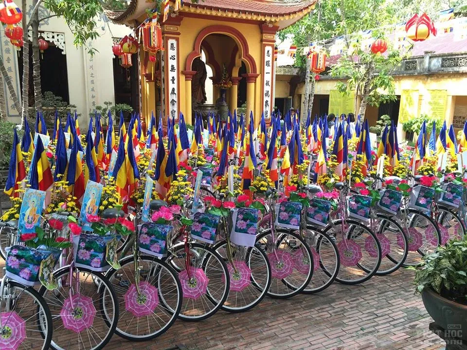 Đồng Nai: Tưng bừng diễu hành xe hoa mừng Phật đản PL: 2560 1 Đồng Nai: Tưng bừng diễu hành xe hoa mừng Phật đản PL: 2560 image-1731746973038