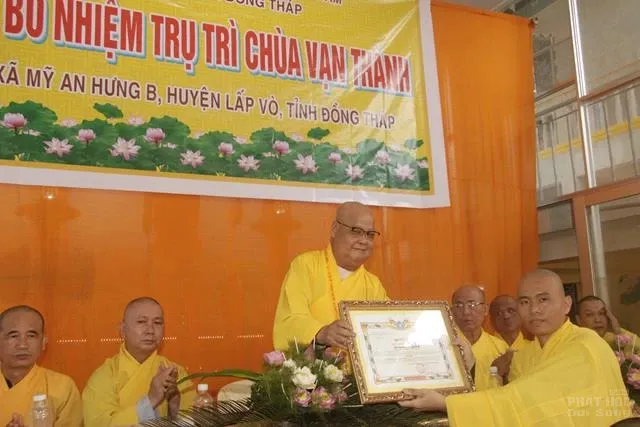 Đồng Tháp: Bổ nhiệm Đại đức Thích Hoằng Hiền trụ trì chùa Vạn Thành image-1731941233664