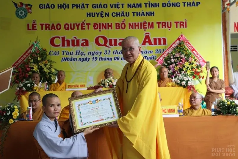 Đồng Tháp: Bổ nhiệm Sư cô Thích Nữ Tâm Thường trụ trì chùa Quán Âm 11 Đồng Tháp: Bổ nhiệm Sư cô Thích Nữ Tâm Thường trụ trì chùa Quán Âm image-1731943479910
