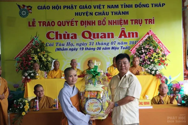 Đồng Tháp: Bổ nhiệm Sư cô Thích Nữ Tâm Thường trụ trì chùa Quán Âm 19 Đồng Tháp: Bổ nhiệm Sư cô Thích Nữ Tâm Thường trụ trì chùa Quán Âm image-1731943488599