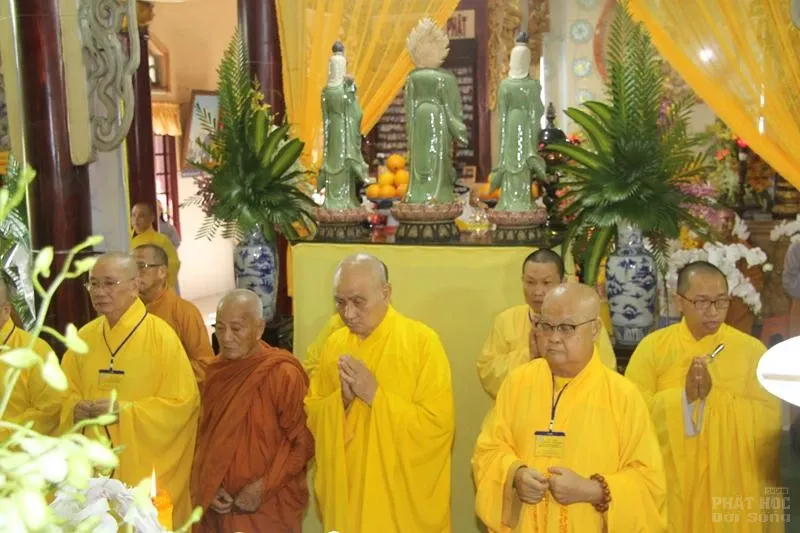 viếng tang HT. Thích Chơn Thành Đồng Tháp: Các phái đoàn viếng tang HT. Thích Chơn Thành image-1731941203721