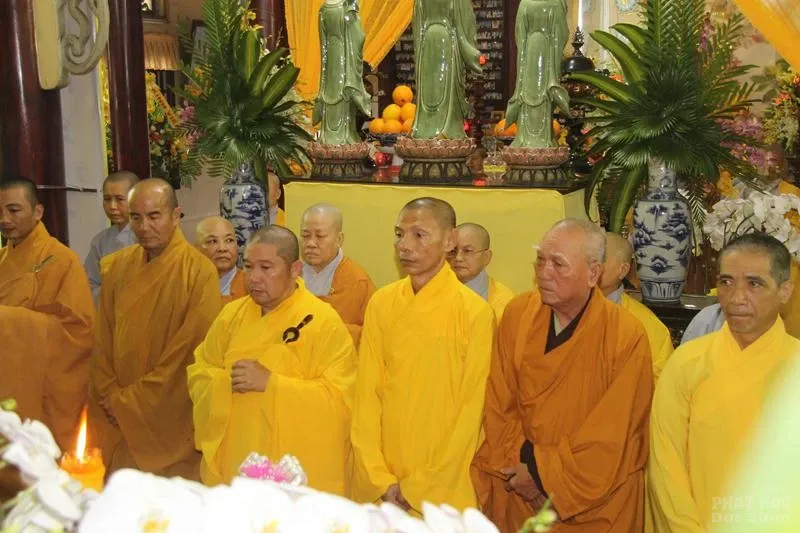 viếng tang HT. Thích Chơn Thành Đồng Tháp: Các phái đoàn viếng tang HT. Thích Chơn Thành image-1731941212575