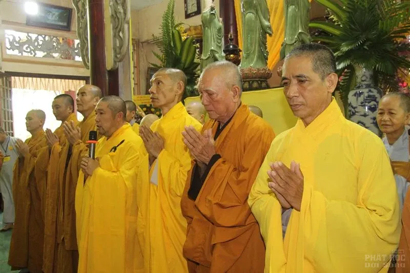 viếng tang HT. Thích Chơn Thành Đồng Tháp: Các phái đoàn viếng tang HT. Thích Chơn Thành image-1731941213310