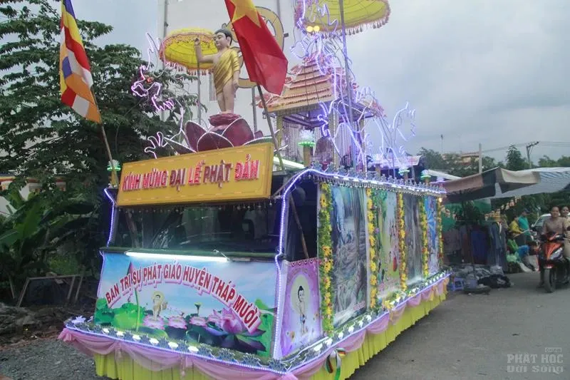 Đồng Tháp: huyện Tháp Mười, Lấp Vò kính mừng Phật đản PL. 2562 image-1731945889058