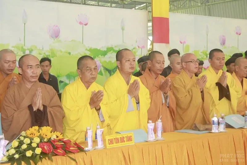 Đồng Tháp: huyện Tháp Mười, Lấp Vò kính mừng Phật đản PL. 2562 image-1731945890747