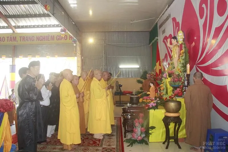 Đồng Tháp: huyện Tháp Mười, Lấp Vò kính mừng Phật đản PL. 2562 image-1731945898292