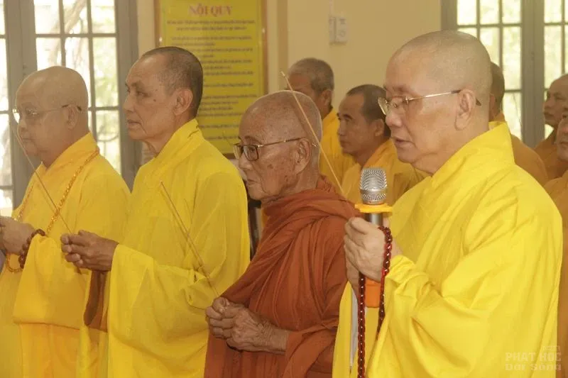 Đồng Tháp: Lễ Huý kỵ cố HT.Thích Thiện Chánh 11 Đồng Tháp: Lễ Huý kỵ cố HT.Thích Thiện Chánh image-1732292177561