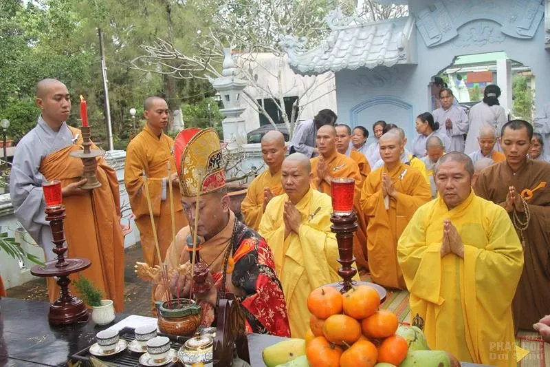 Đồng Tháp: Lễ Huý kỵ cố HT.Thích Thiện Chánh 13 Đồng Tháp: Lễ Huý kỵ cố HT.Thích Thiện Chánh image-1732292179410