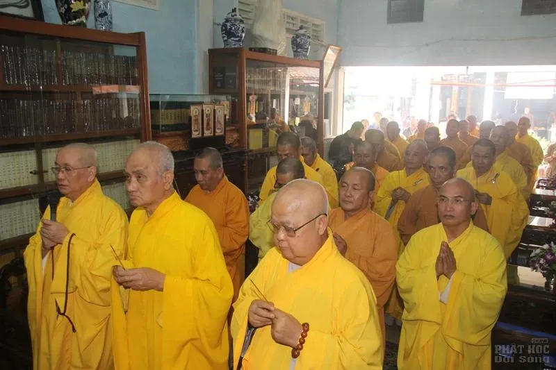 Đồng Tháp: Lễ Huý kỵ cố HT.Thích Thiện Chánh 19 Đồng Tháp: Lễ Huý kỵ cố HT.Thích Thiện Chánh image-1732292185493