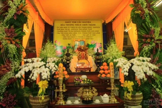 Đồng Tháp: Lễ nhập kim quan cố HT Thích Chơn Thành 2 Đồng Tháp: Lễ nhập kim quan cố HT Thích Chơn Thành image-1732289447780