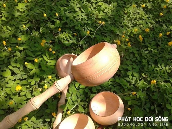 Gáo múc nước tắm Phật đẹp image-1731746835591