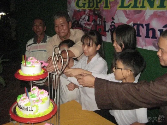 GĐPT Chùa Linh Quang mừng Chu niên lần thứ 22 image-1731945981088