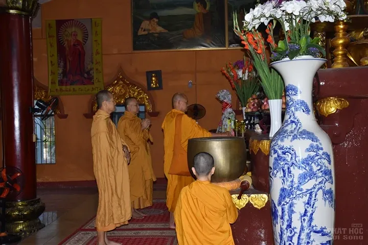 Giáo đoàn VI tặng hơn 1000 phần quà tết cho hộ nghèo, thăm chúc xuân các miền tịnh xá trực thuộc Giáo đoàn VI 18 Giáo đoàn VI tặng hơn 1000 phần quà tết cho hộ nghèo, thăm chúc xuân các miền tịnh xá trực thuộc Giáo đoàn VI image-1731944233312