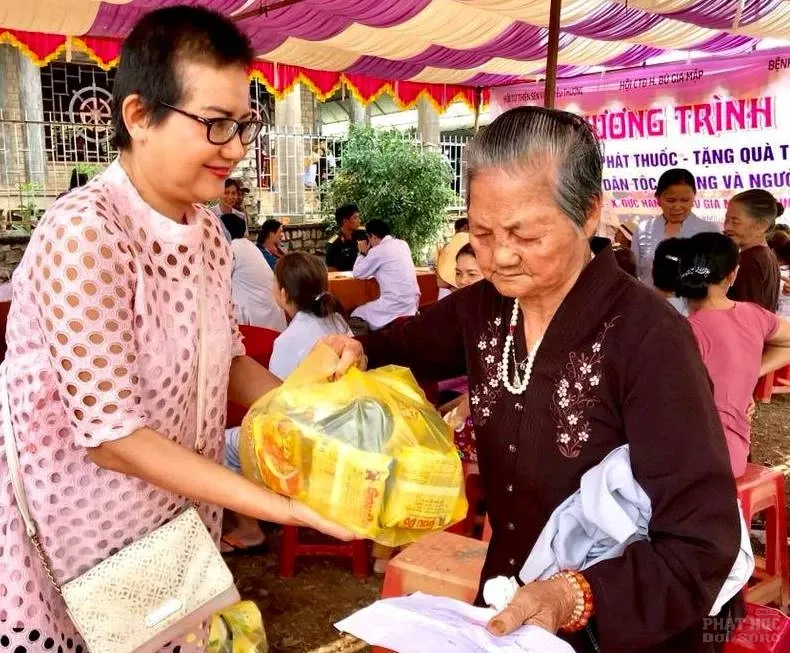 Giữ tâm trong sáng làm việc thiện nhân Đại lễ Phật đản 2018 7 Giữ tâm trong sáng làm việc thiện nhân Đại lễ Phật đản 2018 image-1731945917870