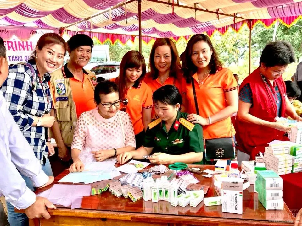 Giữ tâm trong sáng làm việc thiện nhân Đại lễ Phật đản 2018 9 Giữ tâm trong sáng làm việc thiện nhân Đại lễ Phật đản 2018 image-1731945919892