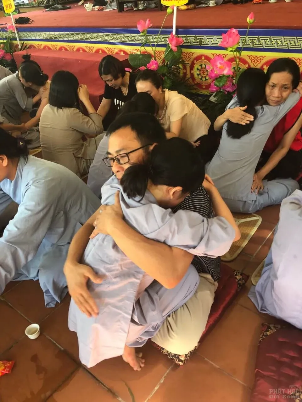 Hà Nội: Bế mạc khóa tu mùa hè 'Từ-Bi-Hỷ-Xả' lần thứ 2 Chùa Tăng Phúc 2 Hà Nội: Bế mạc khóa tu mùa hè 'Từ-Bi-Hỷ-Xả' lần thứ 2 Chùa Tăng Phúc image-1731946012727