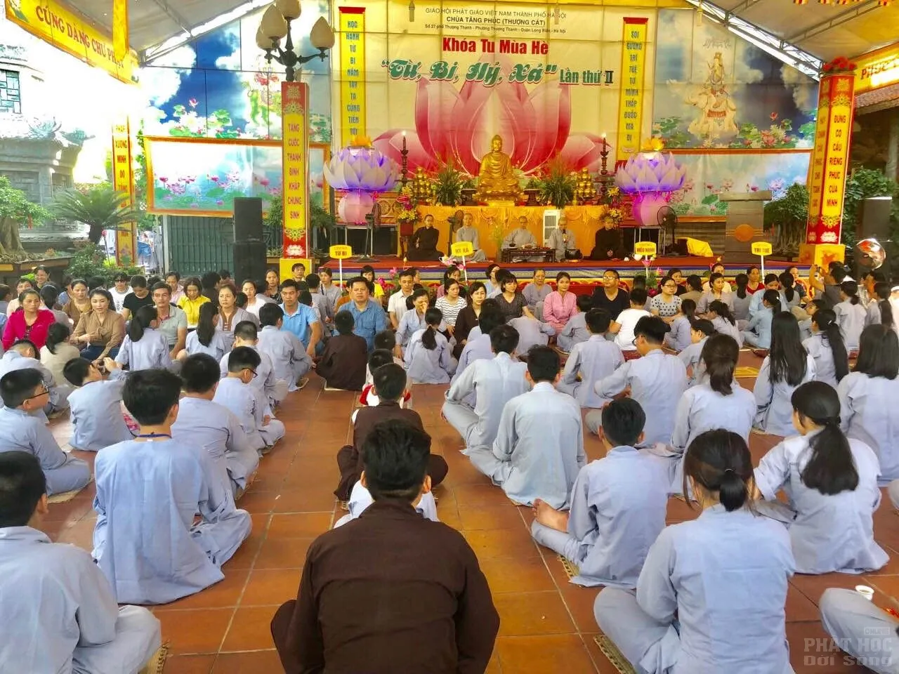 Hà Nội: Bế mạc khóa tu mùa hè 'Từ-Bi-Hỷ-Xả' lần thứ 2 Chùa Tăng Phúc 6 Hà Nội: Bế mạc khóa tu mùa hè 'Từ-Bi-Hỷ-Xả' lần thứ 2 Chùa Tăng Phúc image-1731946018707
