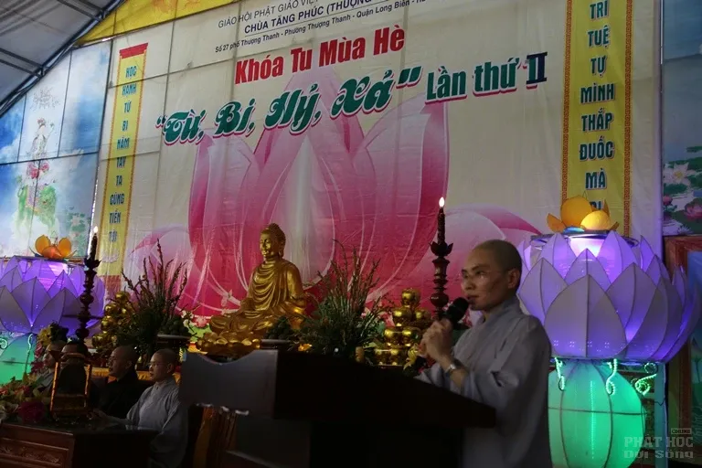 Hà Nội: Bế mạc khóa tu mùa hè 'Từ-Bi-Hỷ-Xả' lần thứ 2 Chùa Tăng Phúc 9 Hà Nội: Bế mạc khóa tu mùa hè 'Từ-Bi-Hỷ-Xả' lần thứ 2 Chùa Tăng Phúc image-1731946021589