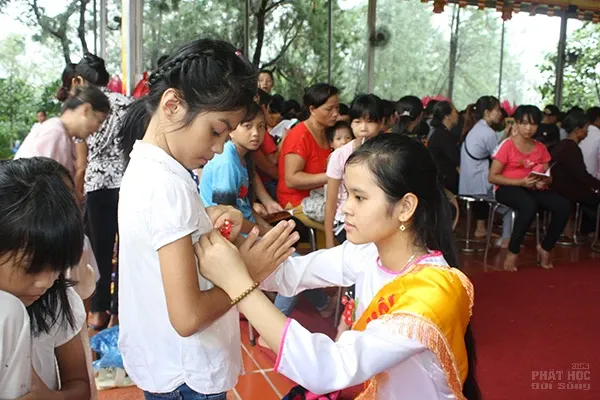 Hà Nội: Chùa Kim Long mừng lễ Báo hiếu 8 Hà Nội: Chùa Kim Long mừng lễ Báo hiếu image-1731920505264